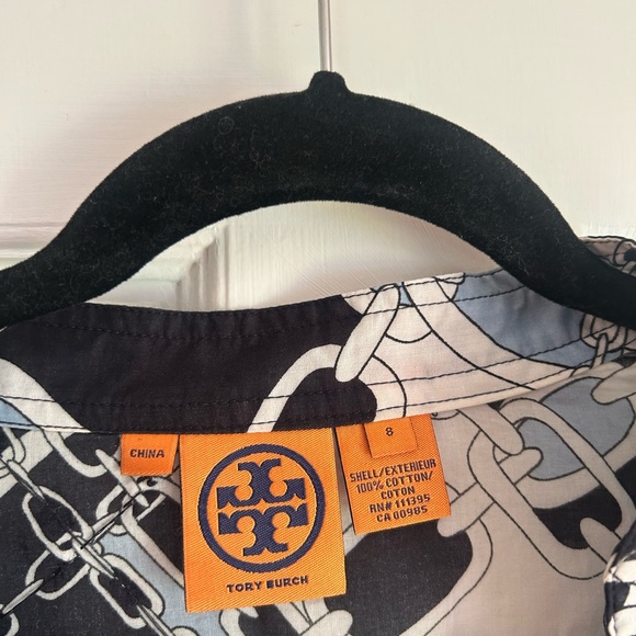 Tory Burch Chain Print Blouse- size 8 - Picture 3 of 6